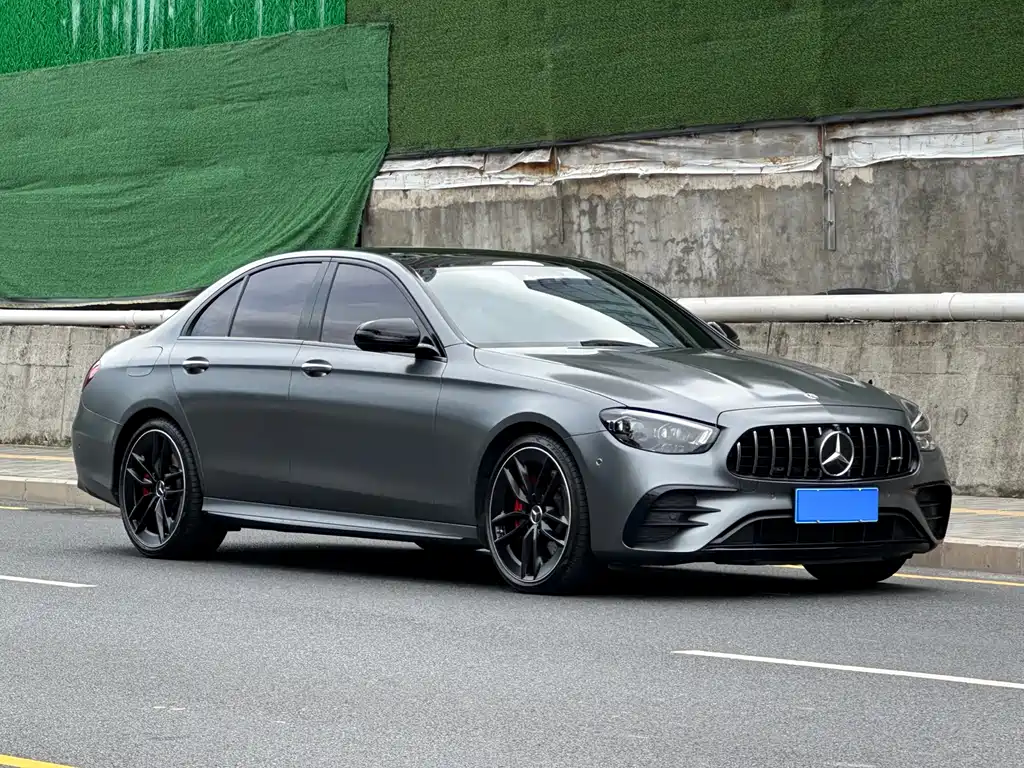 Mercedes-Benz E-Class AMG — фото 3