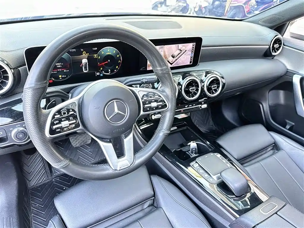 Mercedes-Benz A-Class — фото 13