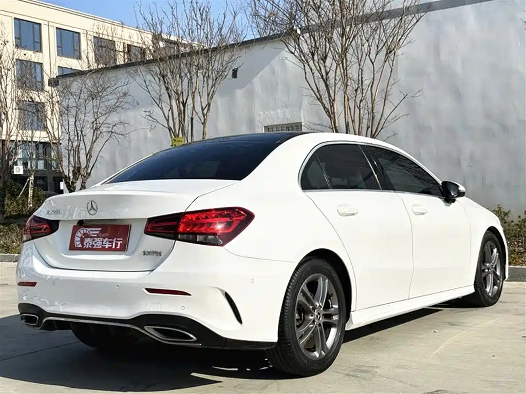 Mercedes-Benz A-Class — фото 4