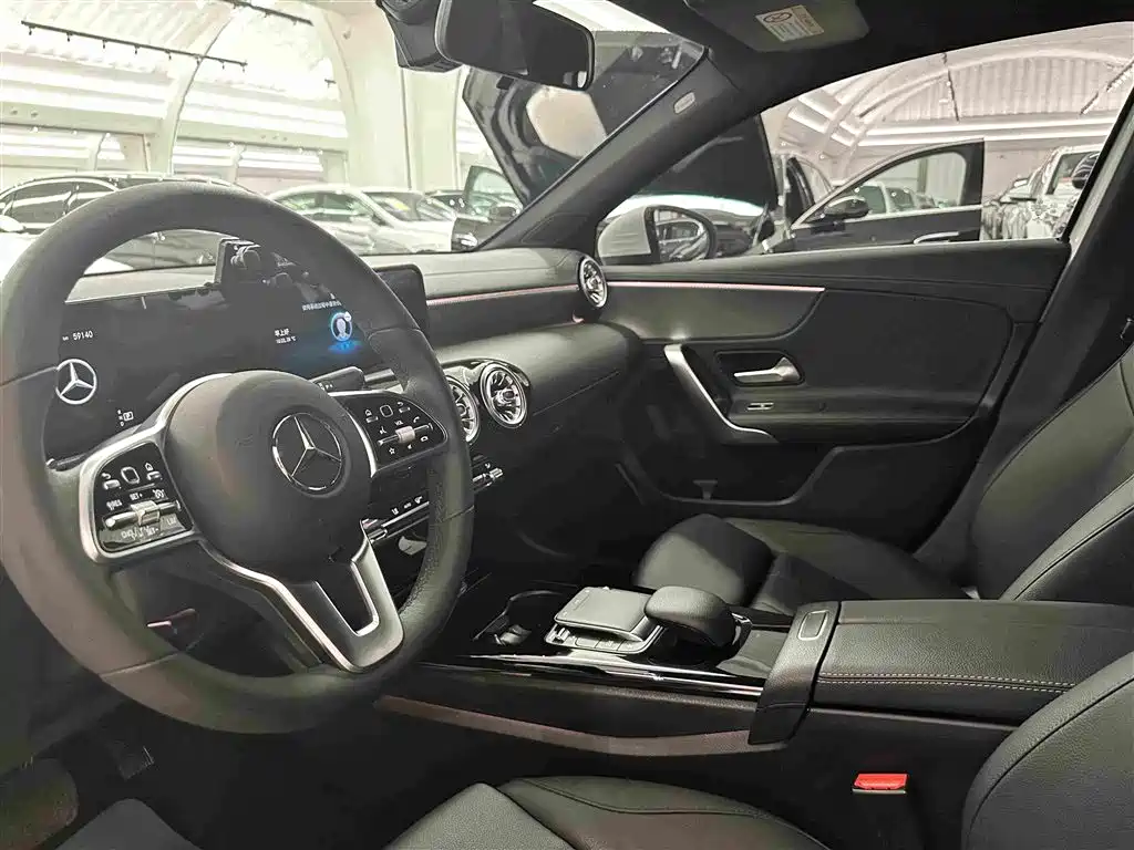 Mercedes-Benz A-Class — фото 5