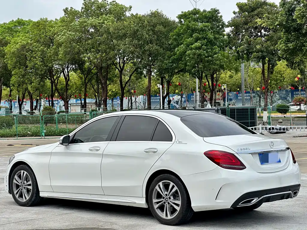 Mercedes-Benz C-Class — фото 9