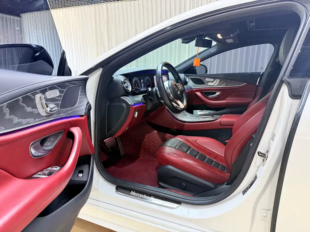Mercedes-Benz CLS — фото 9