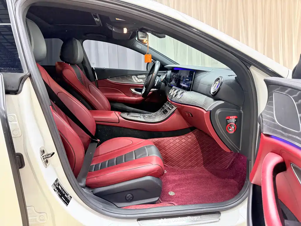 Mercedes-Benz CLS — фото 10