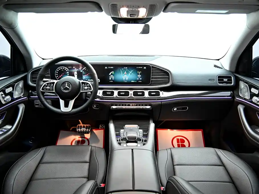 Mercedes-Benz GLS — фото 14