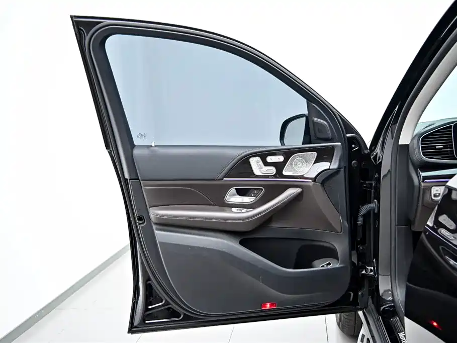 Mercedes-Benz GLS — фото 20