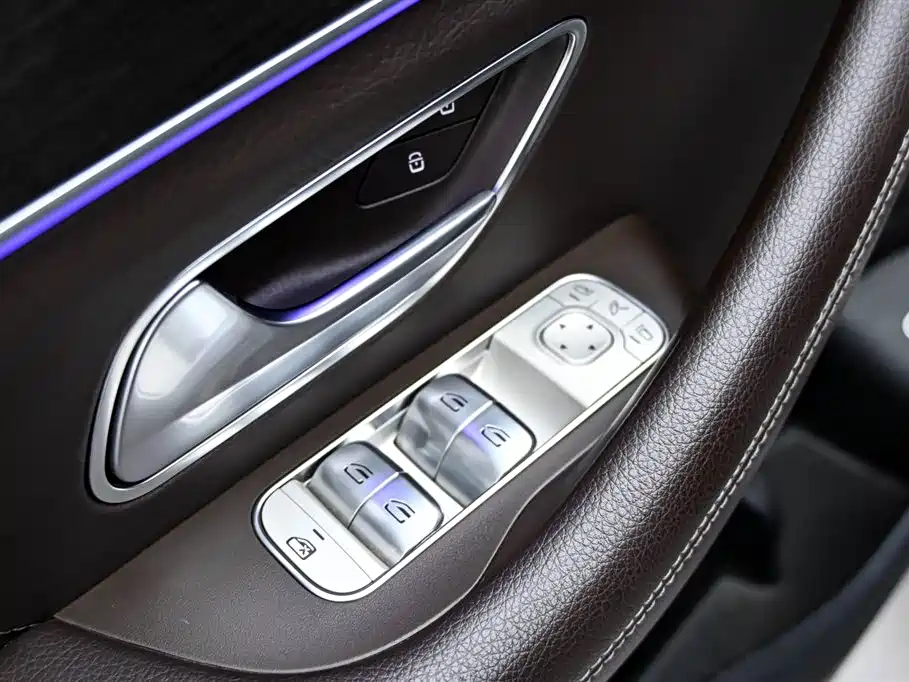Mercedes-Benz GLS — фото 23