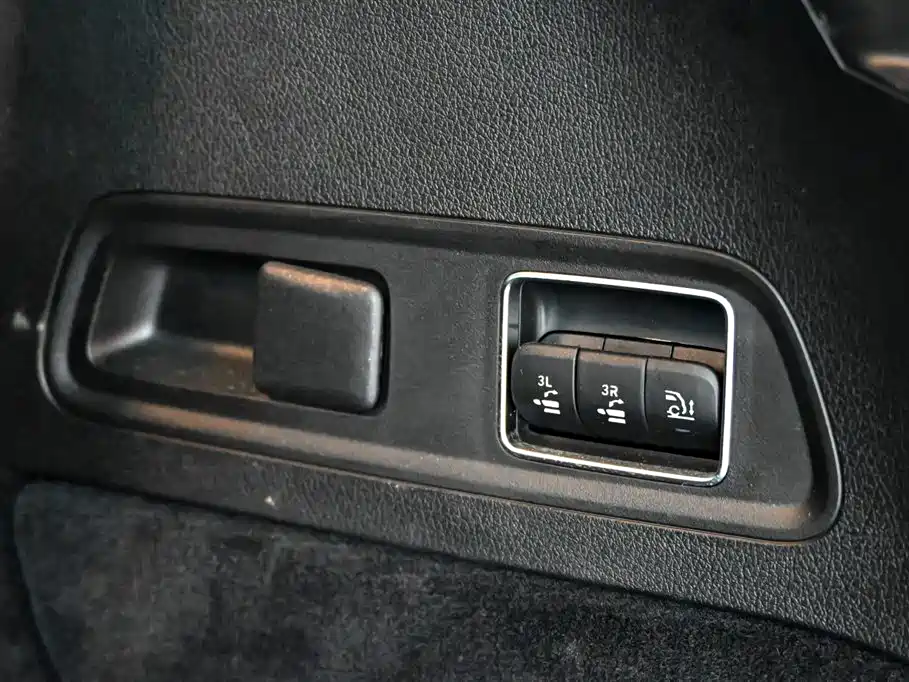 Mercedes-Benz GLS — фото 33