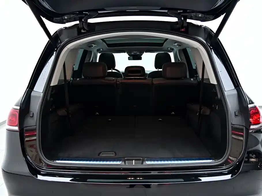 Mercedes-Benz GLS — фото 38