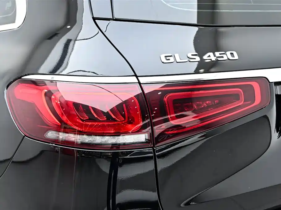 Mercedes-Benz GLS — фото 9