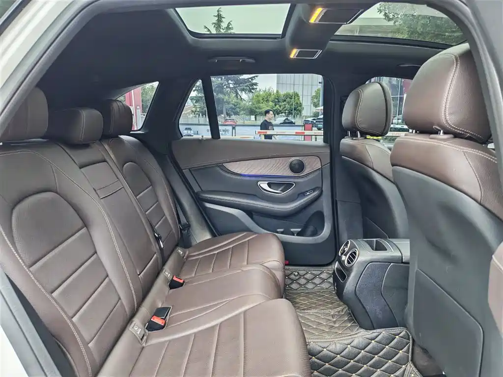 Mercedes-Benz GLC — фото 20