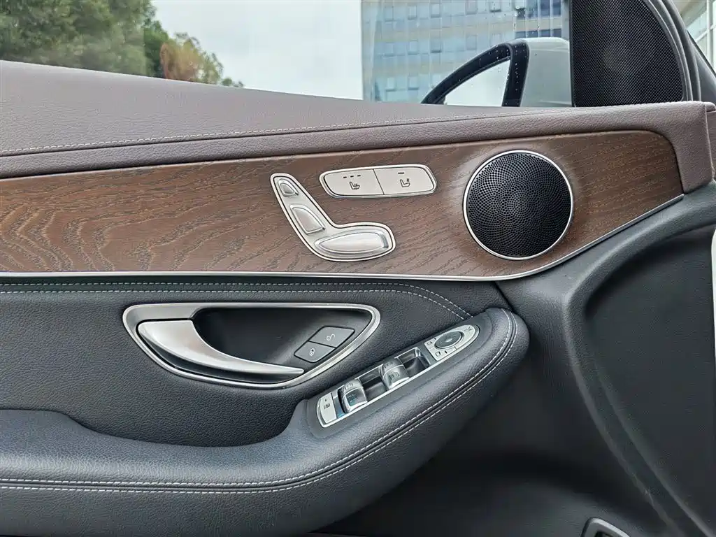 Mercedes-Benz GLC — фото 23