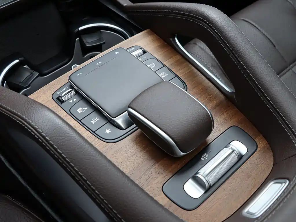 Mercedes-Benz GLS — фото 18