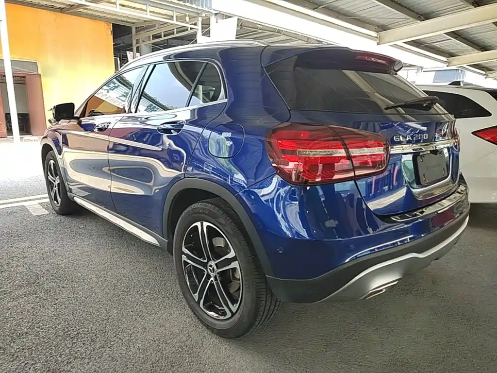 Mercedes-Benz GLA — фото 5
