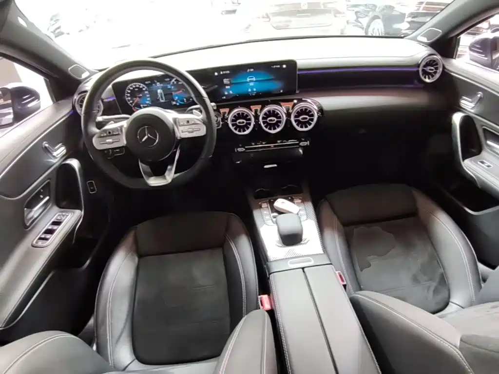 Mercedes-Benz A-Class — фото 10