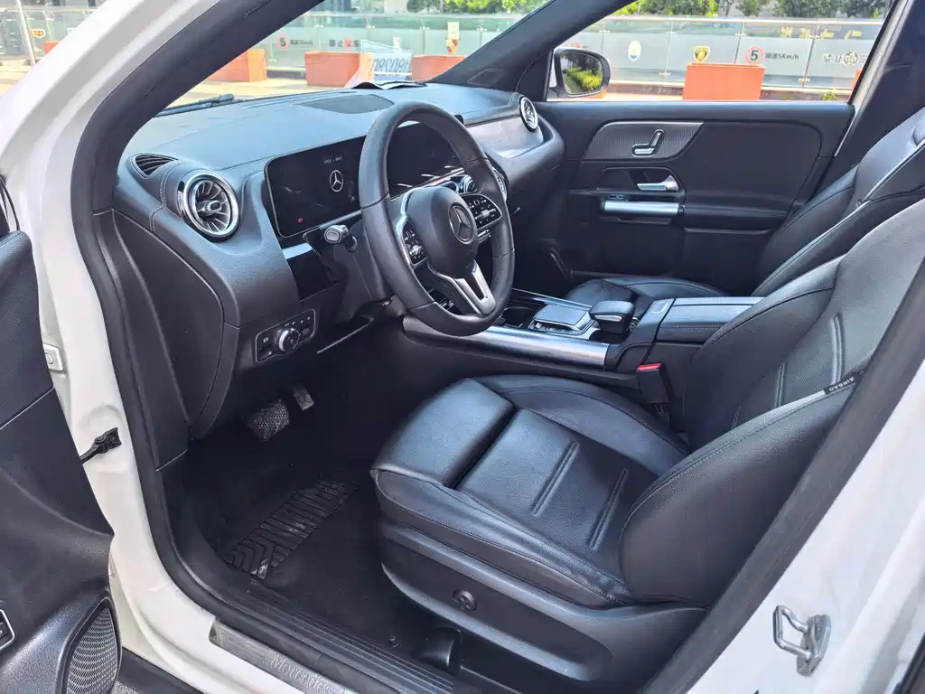Mercedes-Benz GLA — фото 4
