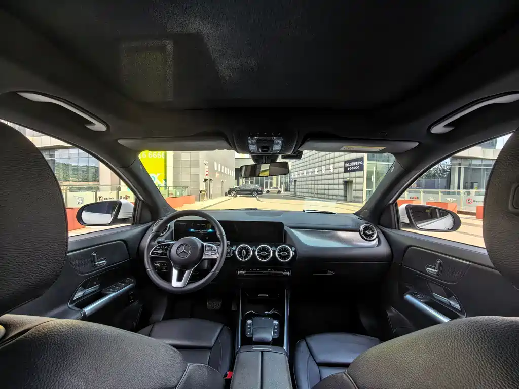 Mercedes-Benz GLA — фото 5