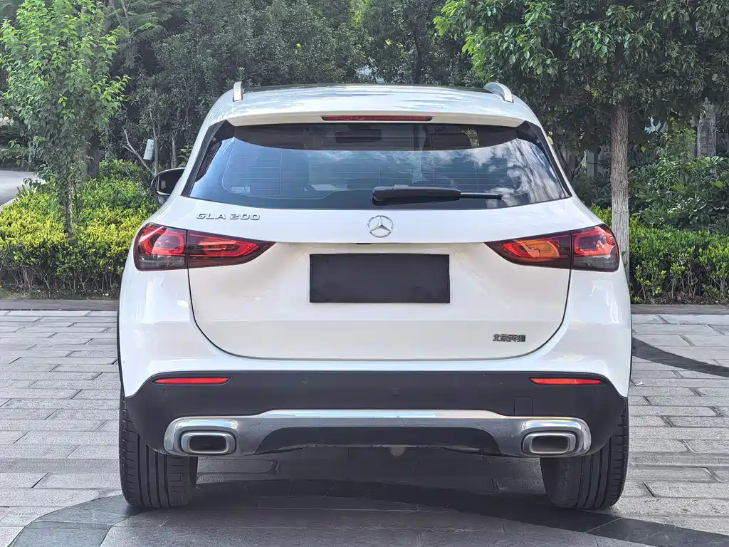 Mercedes-Benz GLA — фото 8