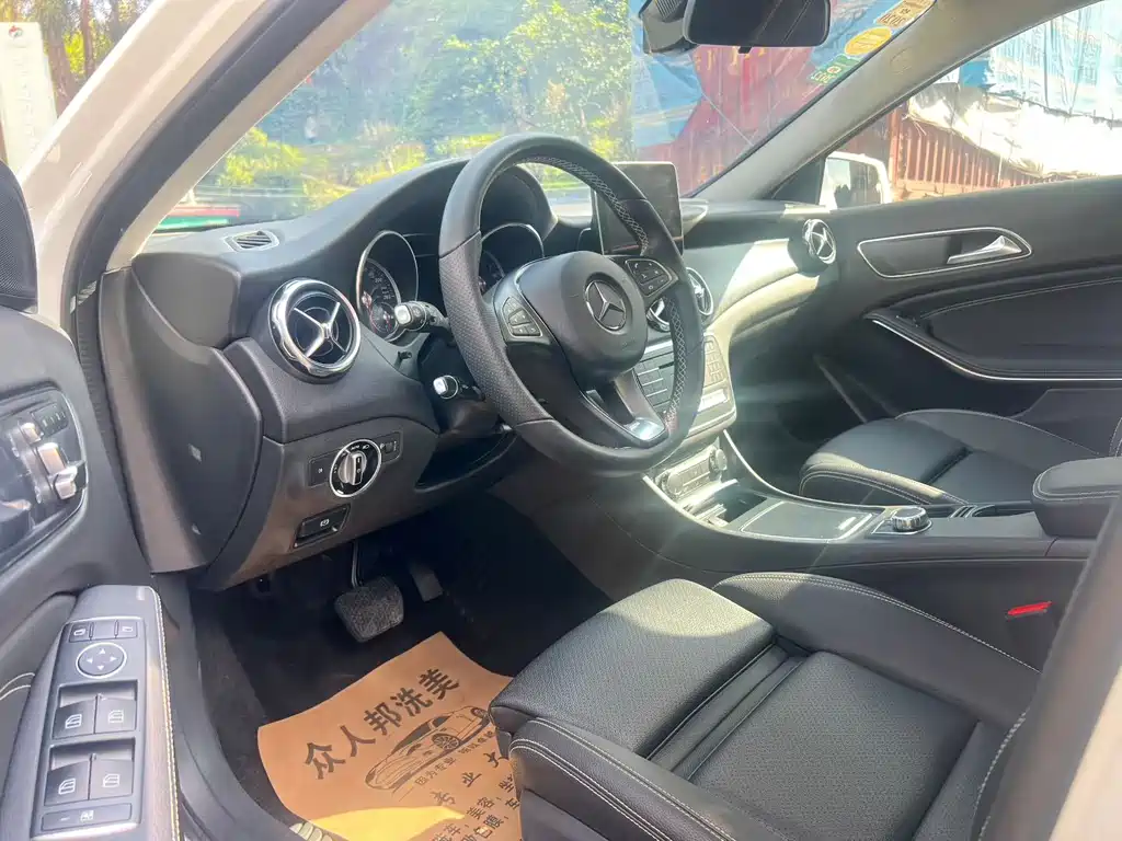 Mercedes-Benz GLA — фото 4