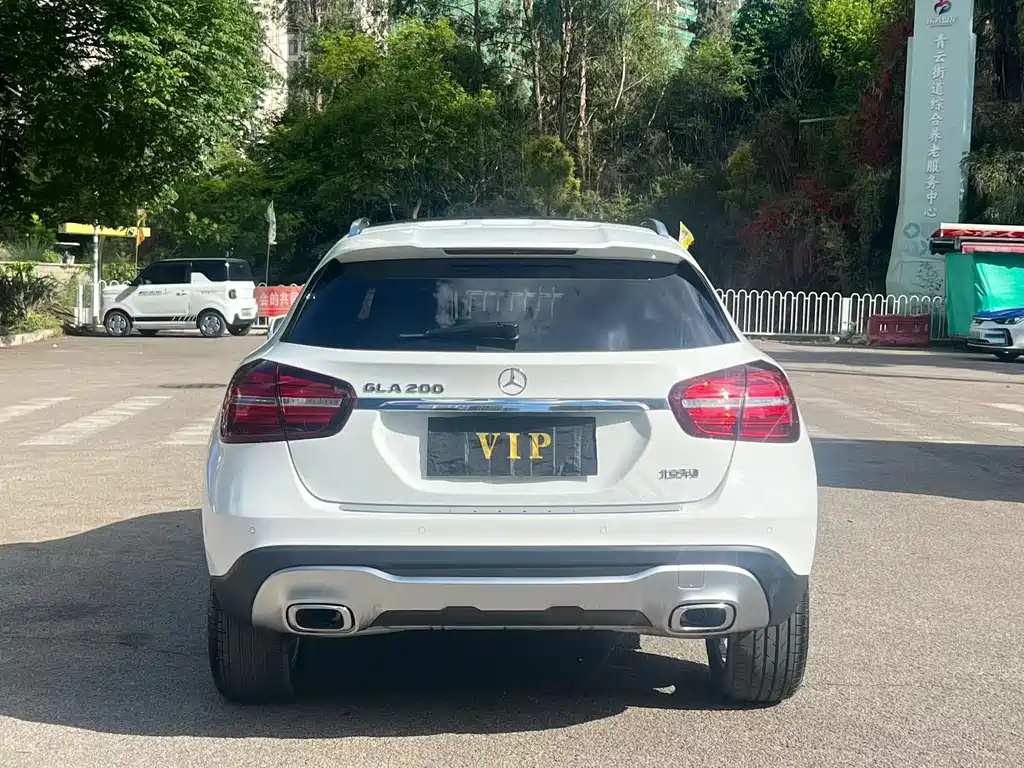 Mercedes-Benz GLA — фото 8