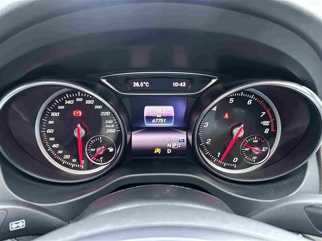 Mercedes-Benz CLA (Import) — фото 14