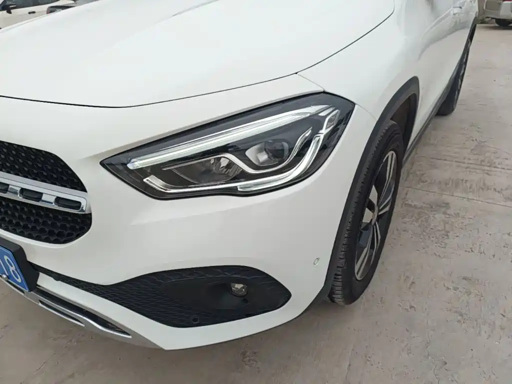 Mercedes-Benz GLA — фото 24