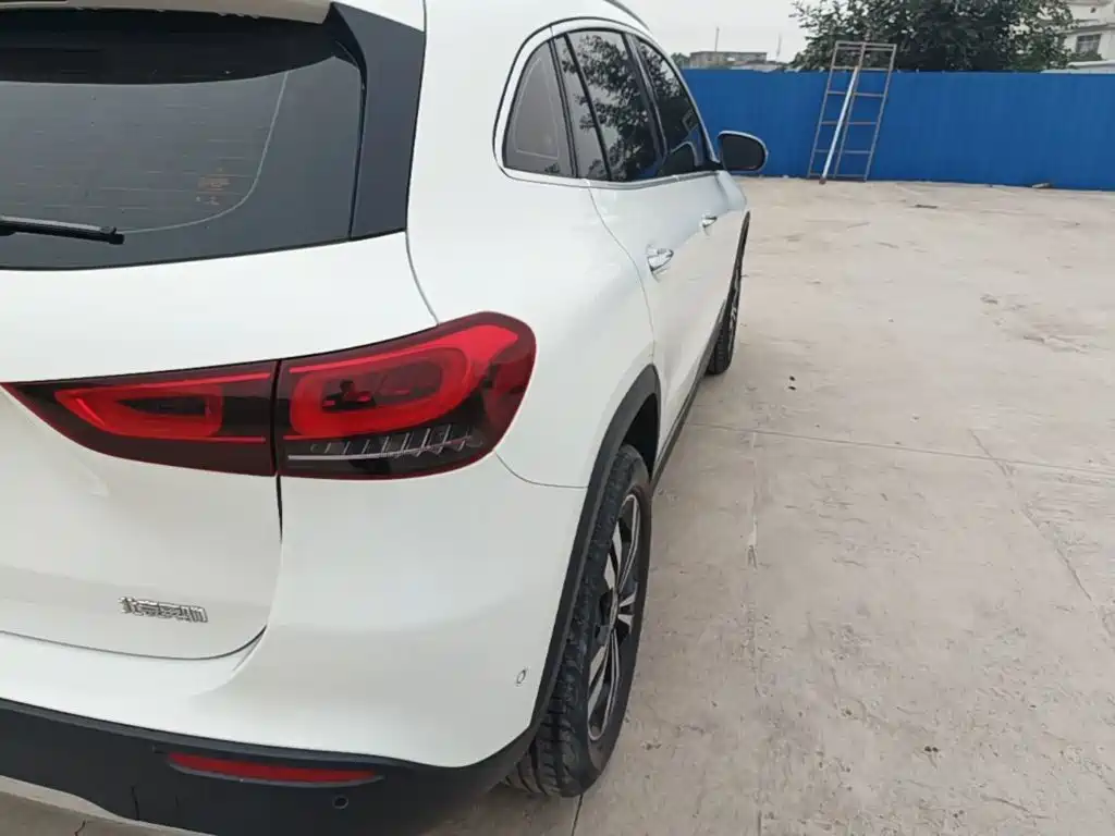 Mercedes-Benz GLA — фото 8