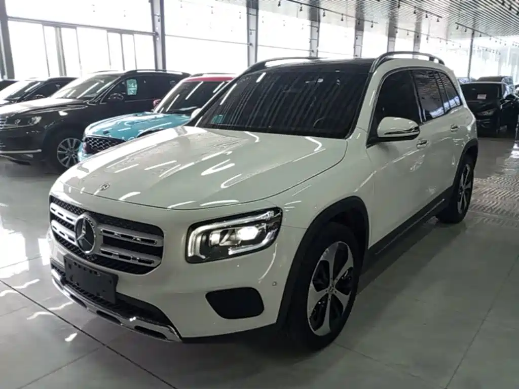 Mercedes-Benz GLB — фото 2