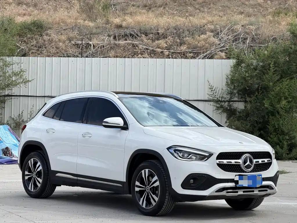 Mercedes-Benz GLA — фото 3