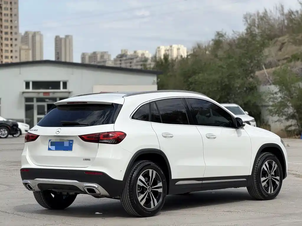 Mercedes-Benz GLA — фото 6