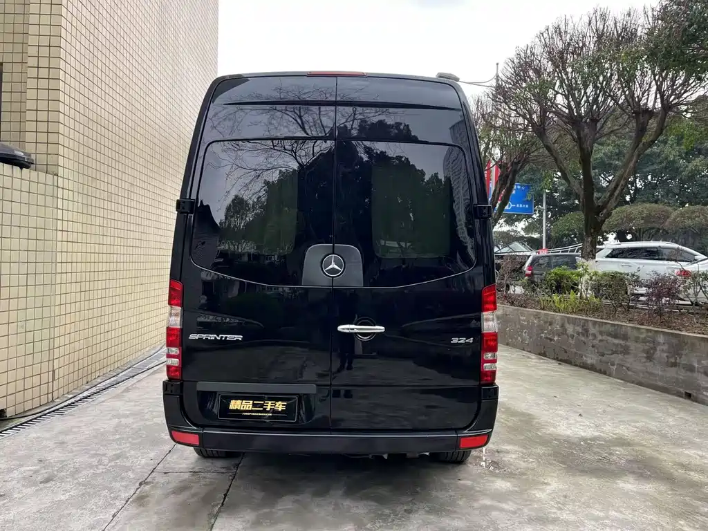 Mercedes-Benz Sprinter — фото 2