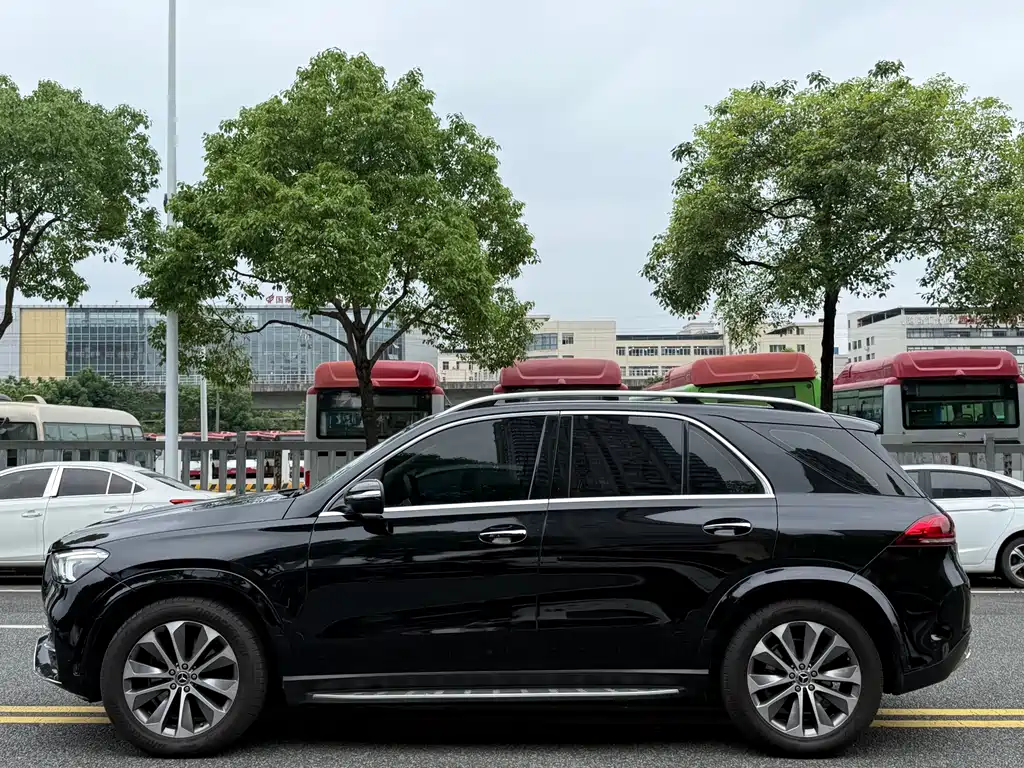Mercedes-Benz GLE (Import) — фото 8