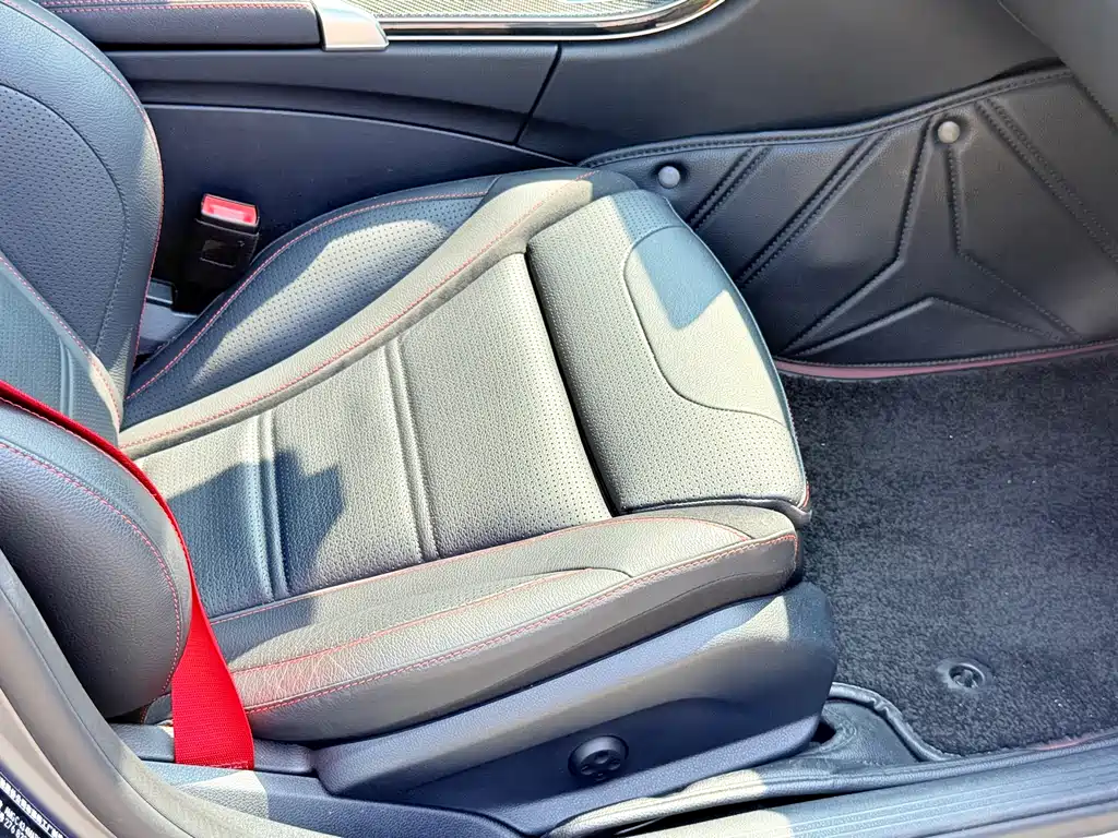 Mercedes-Benz C-Class AMG — фото 14