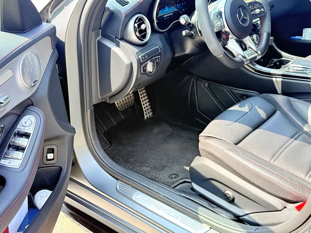 Mercedes-Benz C-Class AMG — фото 18