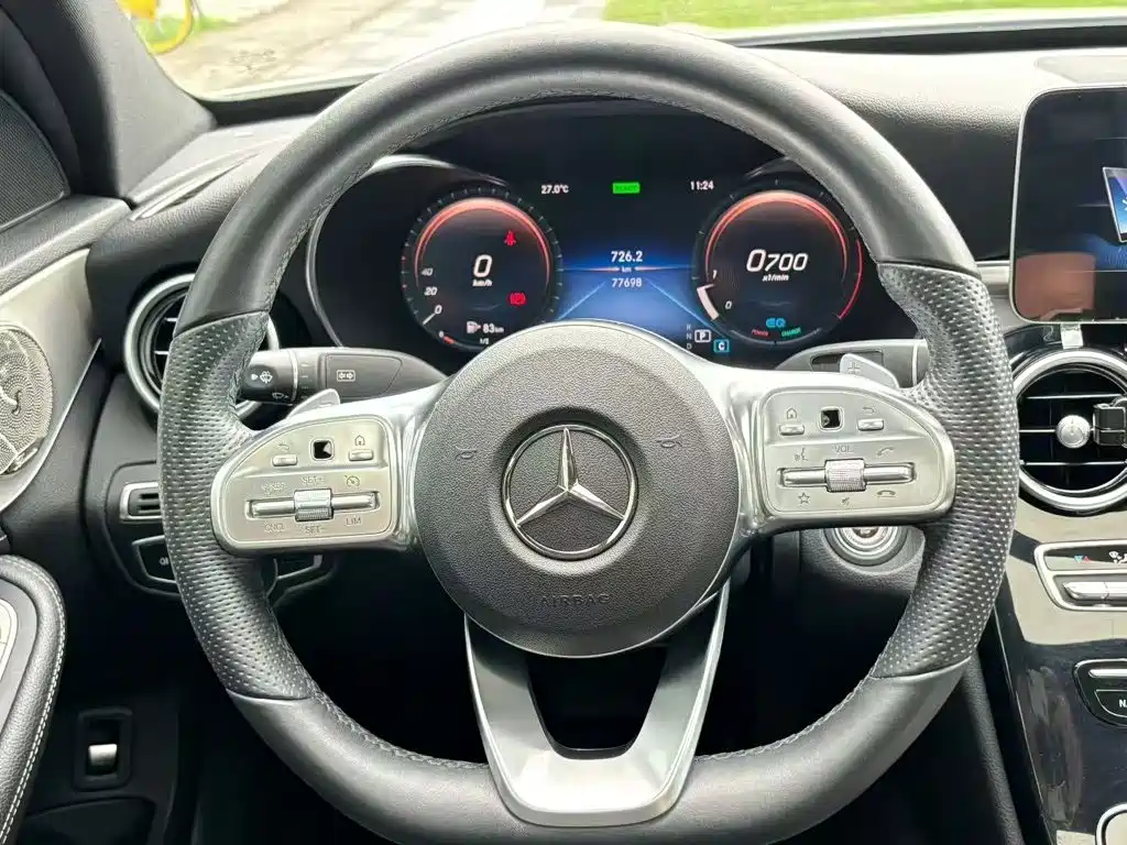 Mercedes-Benz C-Class — фото 11