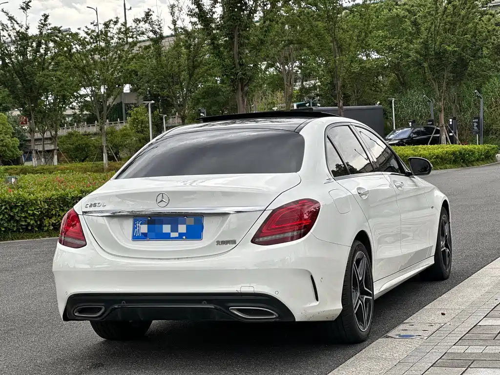 Mercedes-Benz C-Class — фото 6
