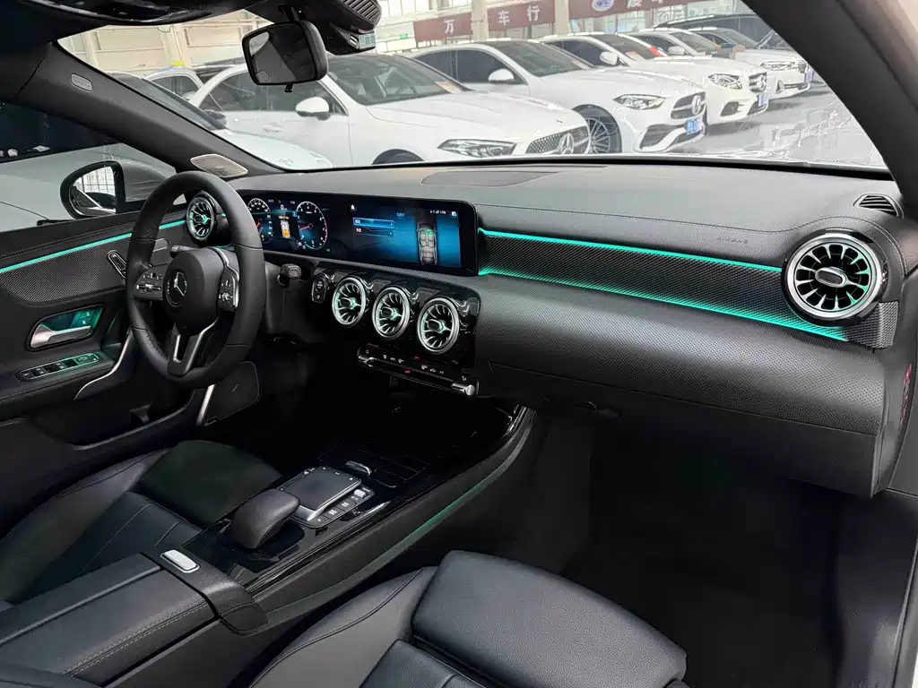 Mercedes-Benz A-Class — фото 17