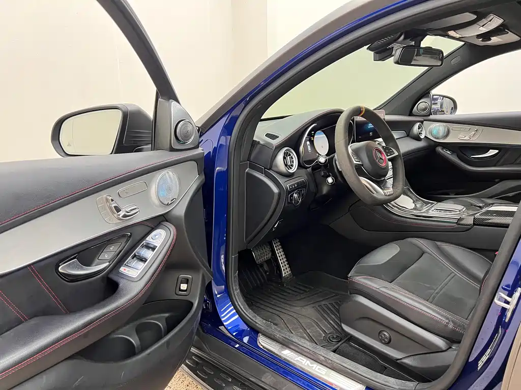 Mercedes-Benz GLC Coupe AMG — фото 7