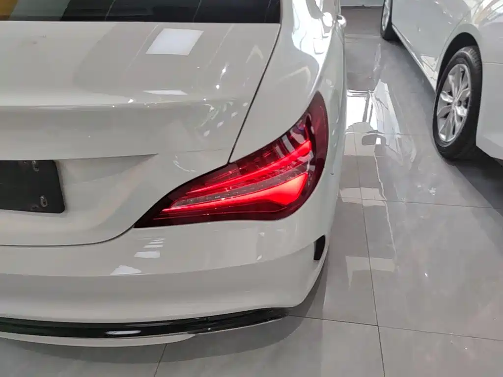 Mercedes-Benz CLA (Import) — фото 8