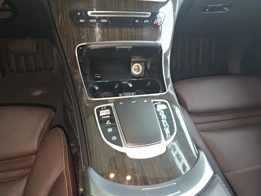 Mercedes-Benz GLC — фото 14
