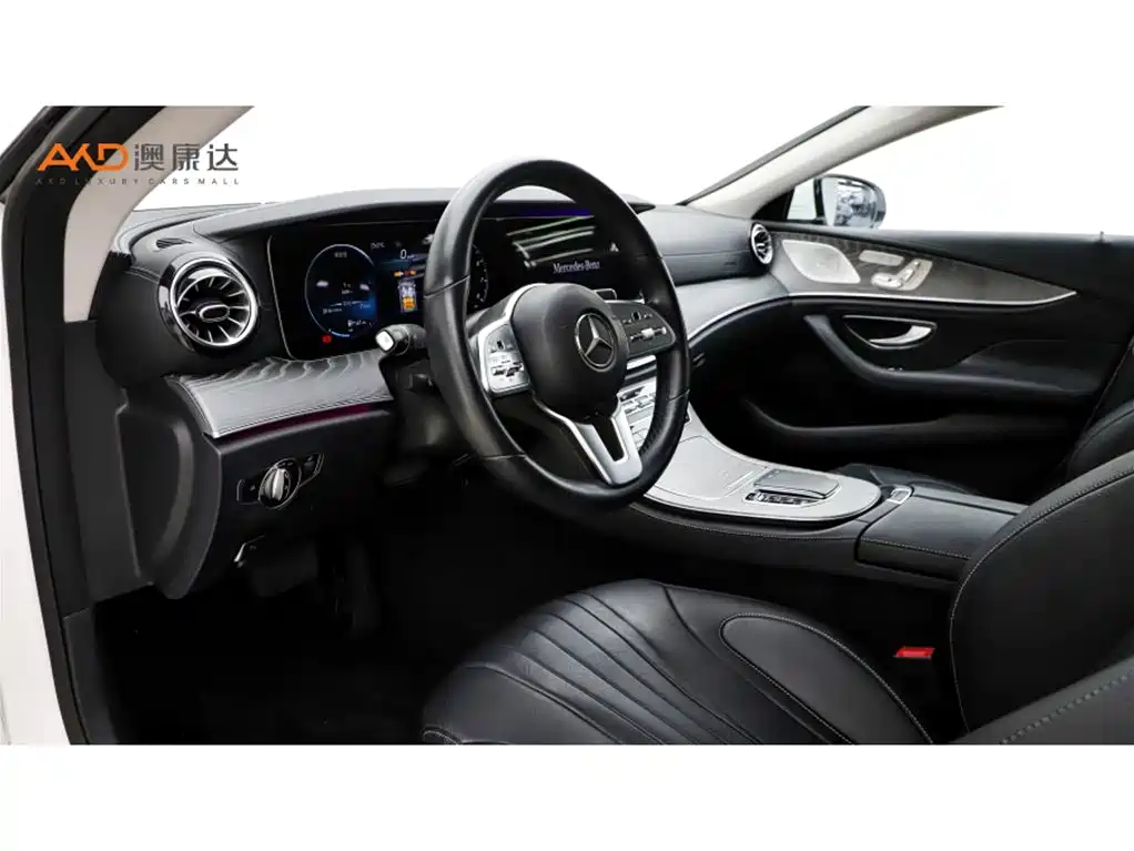 Mercedes-Benz CLS — фото 6