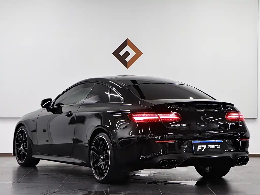 Mercedes-Benz E-Class AMG — фото 4