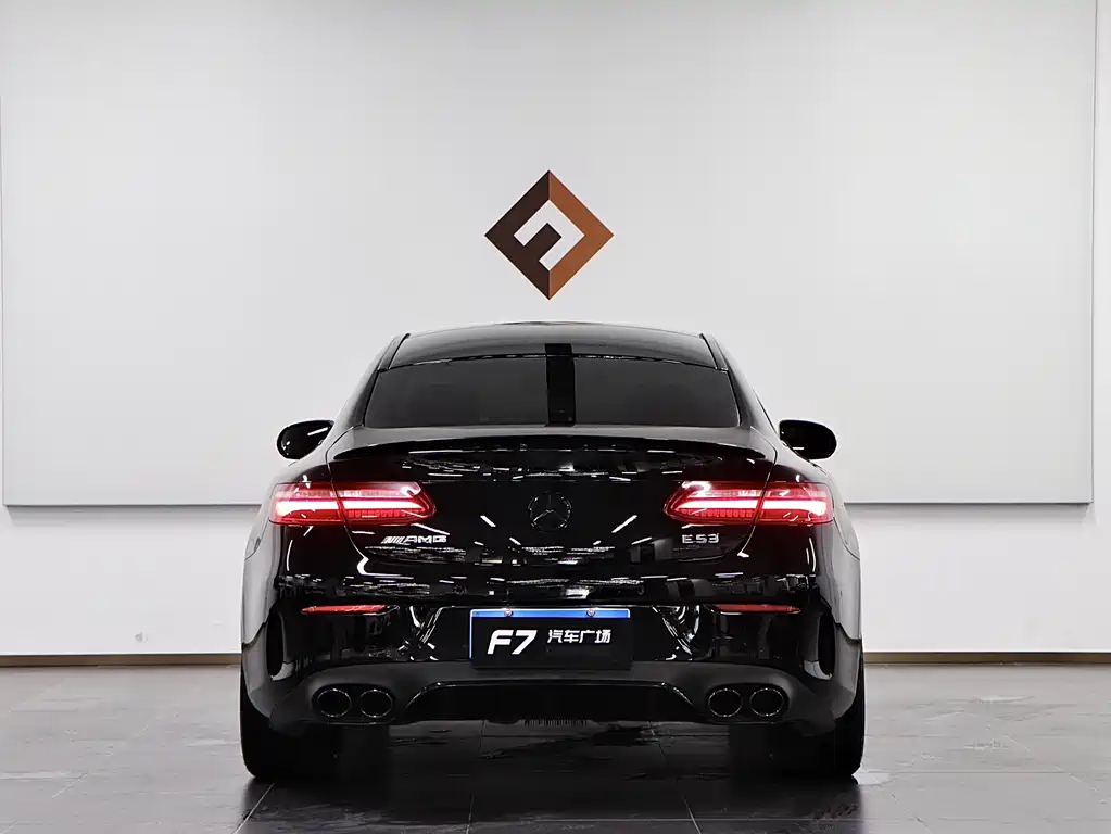 Mercedes-Benz E-Class AMG — фото 5
