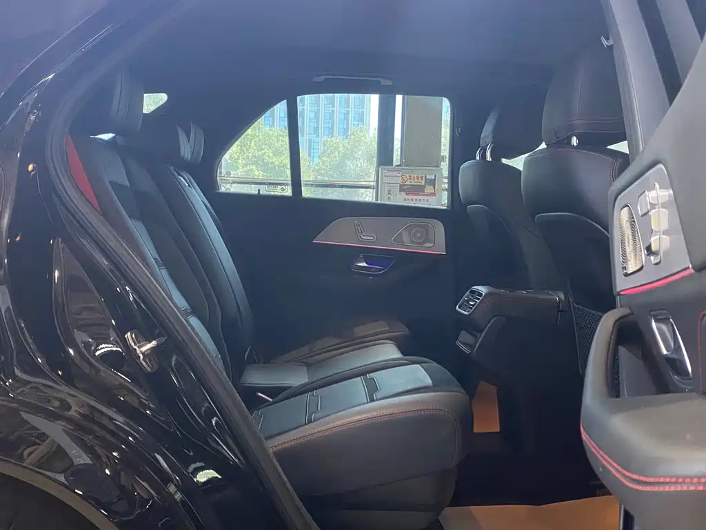 Mercedes-Benz GLE AMG — фото 13