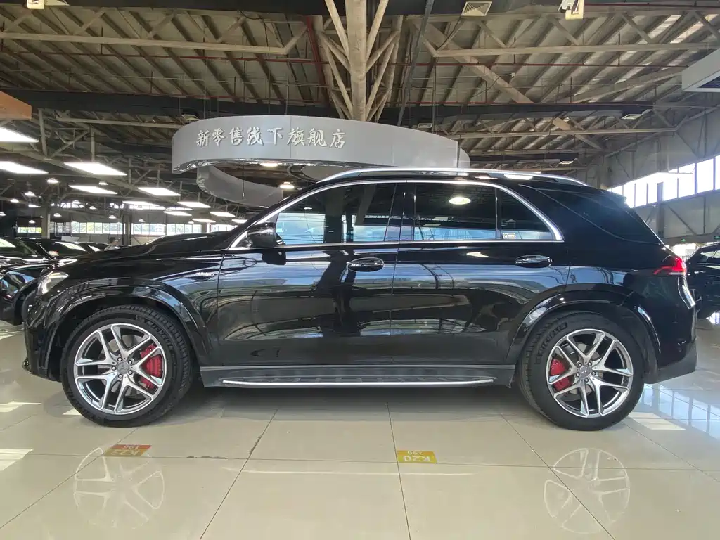 Mercedes-Benz GLE AMG — фото 15