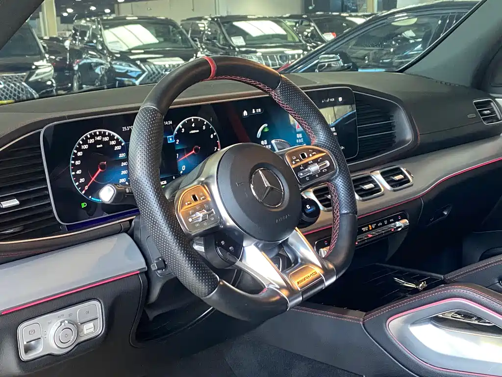 Mercedes-Benz GLE AMG — фото 5