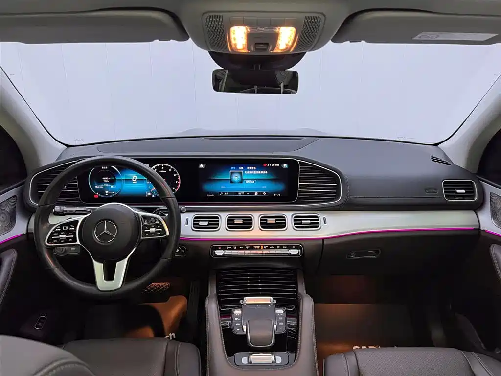 Mercedes-Benz GLS — фото 22