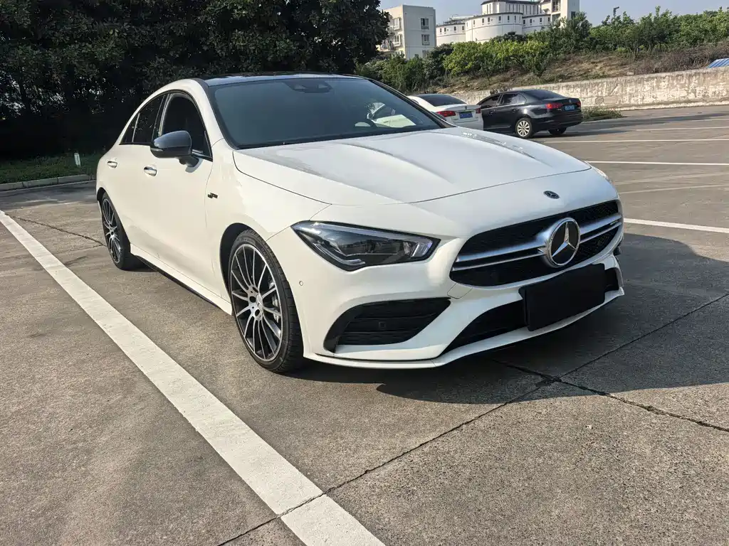 Mercedes-Benz CLA AMG — фото 3