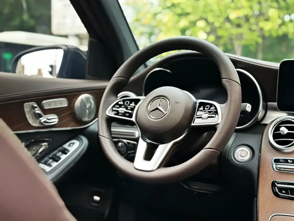 Mercedes-Benz GLC — фото 18