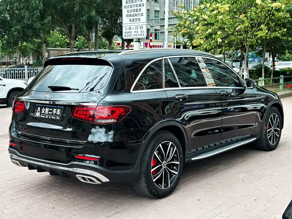 Mercedes-Benz GLC — фото 3