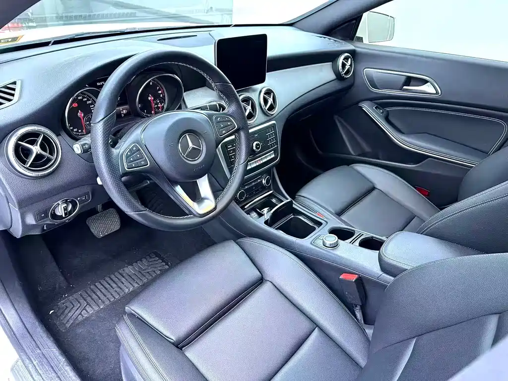 Mercedes-Benz CLA (Import) — фото 5